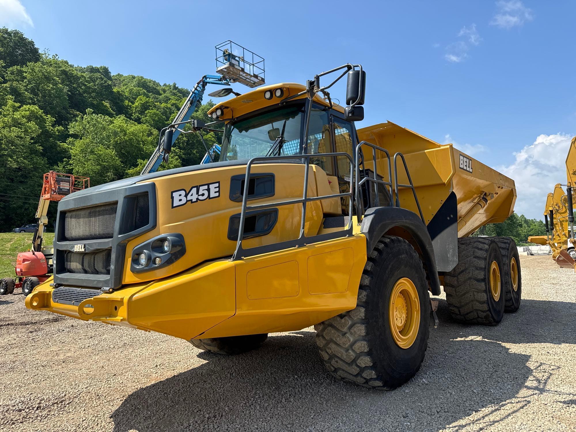 2017 BELL B45E ARTICULATED HAUL TRUCK SN:1105731 6x6, powered by diesel engine, equipped with Cab,