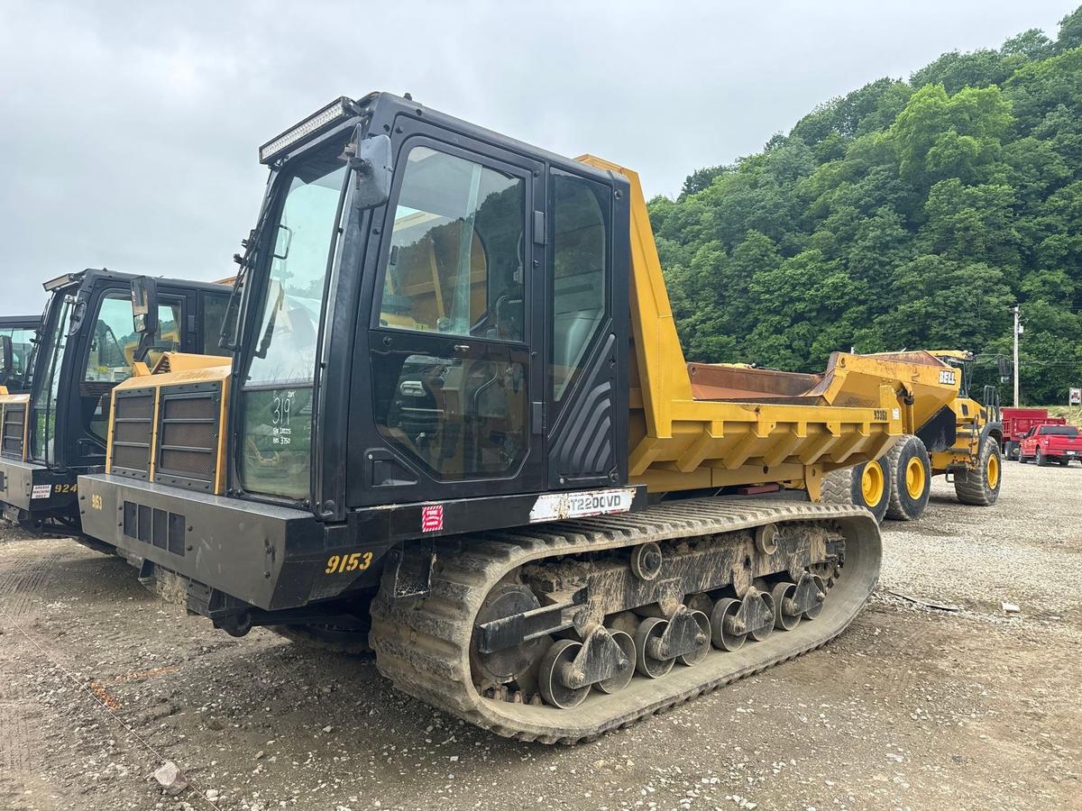 2019 MOROOKA MST2200VD CRAWLER CARRIER SN:A2202225 powered by Cat C7.1 diesel engine, equipped with