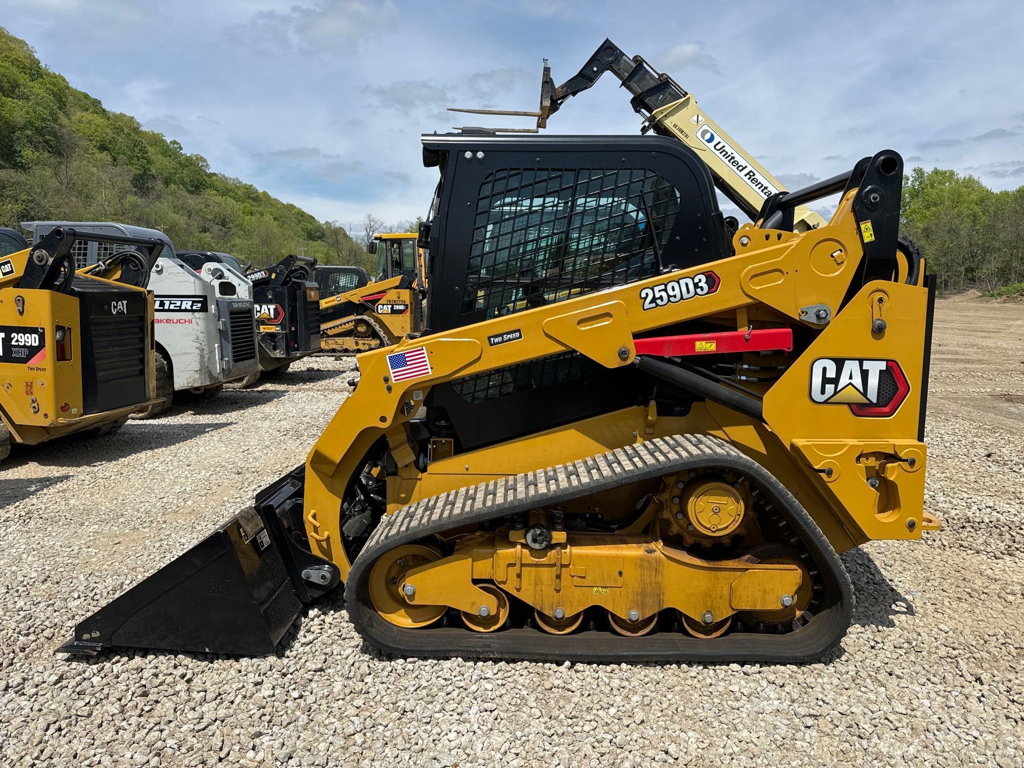 2023 CAT 259D3 RUBBER TRACKED SKID STEER SN:CW927042 powered by Cat C3.3B DIT EPA Tier 4F diesel