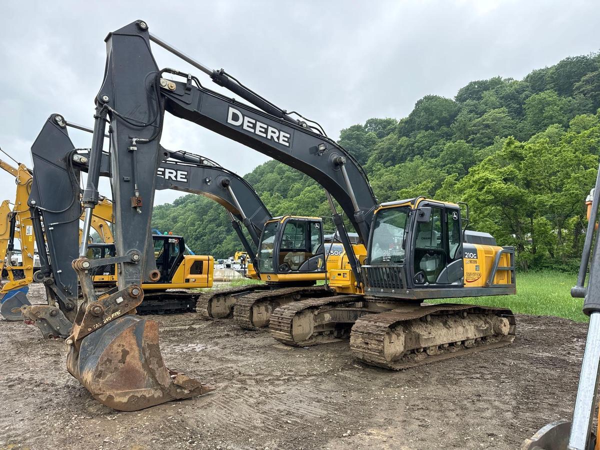 2020 JOHN DEERE 210GLC HYDRAULIC EXCAVATOR SN:527452 powered by John Deere diesel engine, equipped