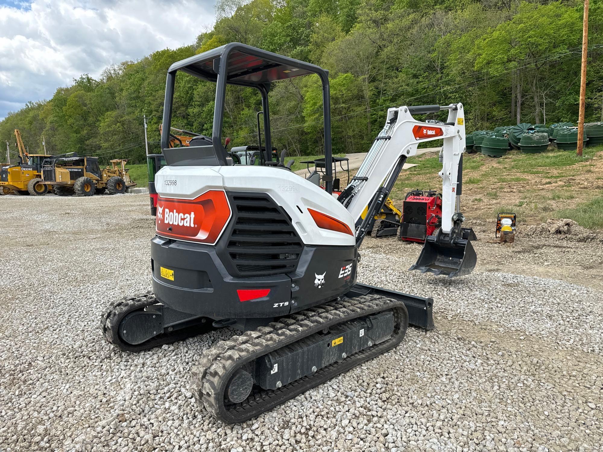 2023 BOBCAT E35R2-SERIES HYDRAULIC EXCAVATOR SN-914134, powered by diesel engine, equipped with