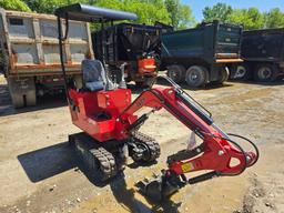 NEW LANTY LAT-120 HYDRAULIC EXCAVATOR SN: 230905 powered by gas engine, equipped with OROPS, front