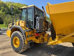 2015 BELL B30E ARTICULATED HAUL TRUCK SN:1206873 6x6, powered by diesel engine, equipped with Cab,