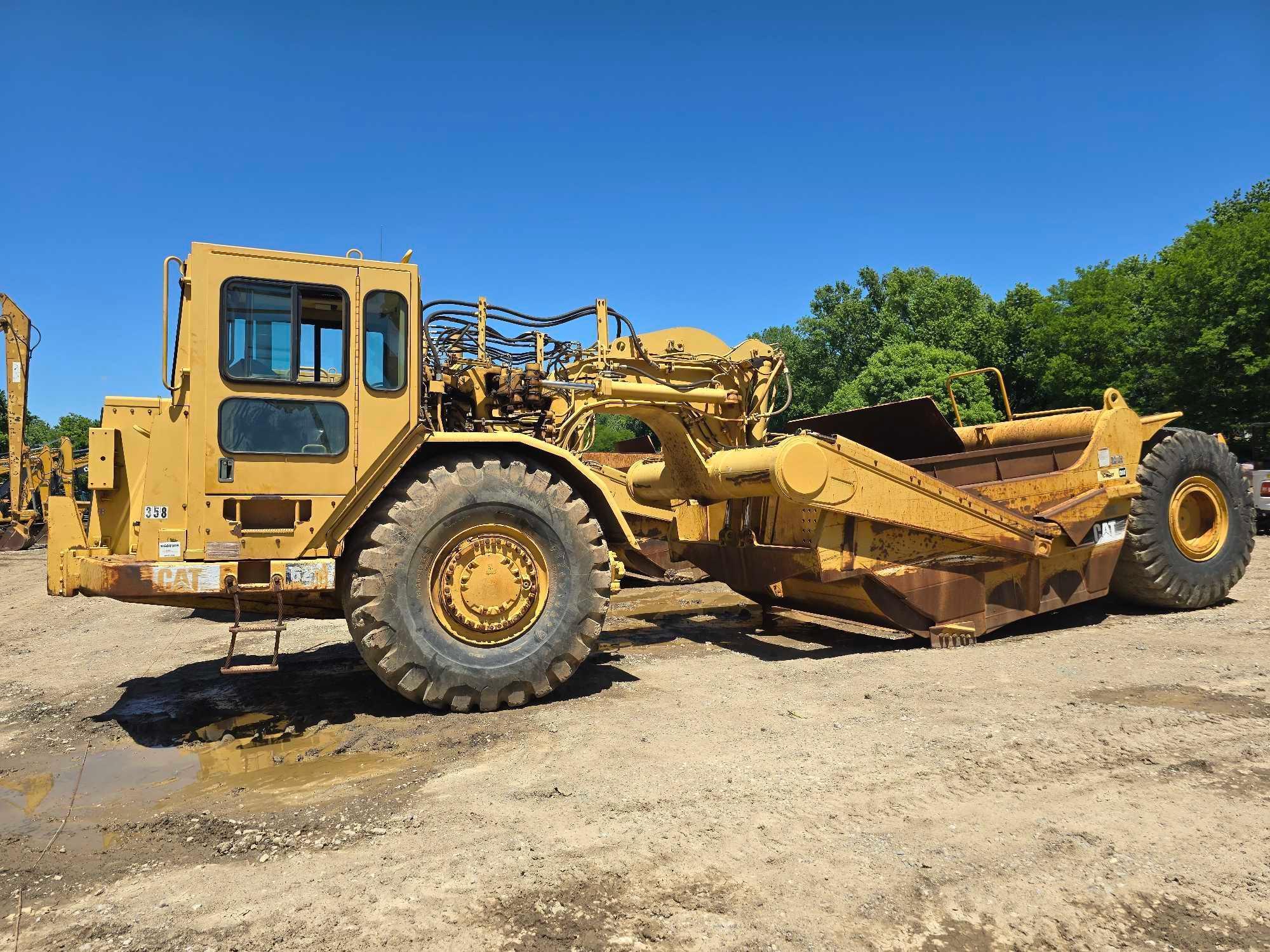 CAT 621F MOTOR SCRAPER SN:4SK00601 powered by Cat 3406 diesel engine, equipped with EROPS, air,