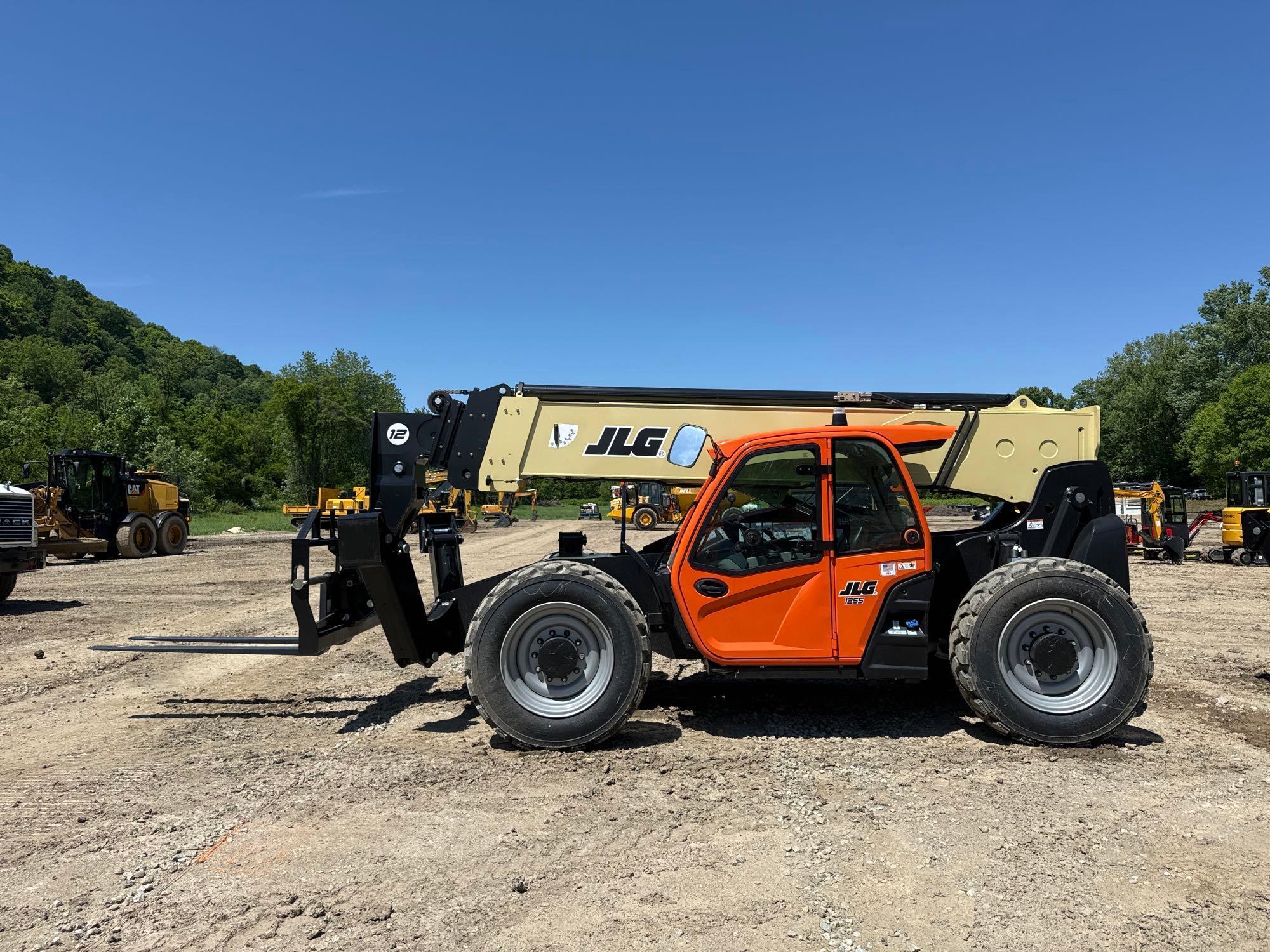 NEW UNUSED 2024 JLG 1255 TELESCOPIC FORKLIFT SN-131825...4x4, powered by Cummins diesel engine, 130h