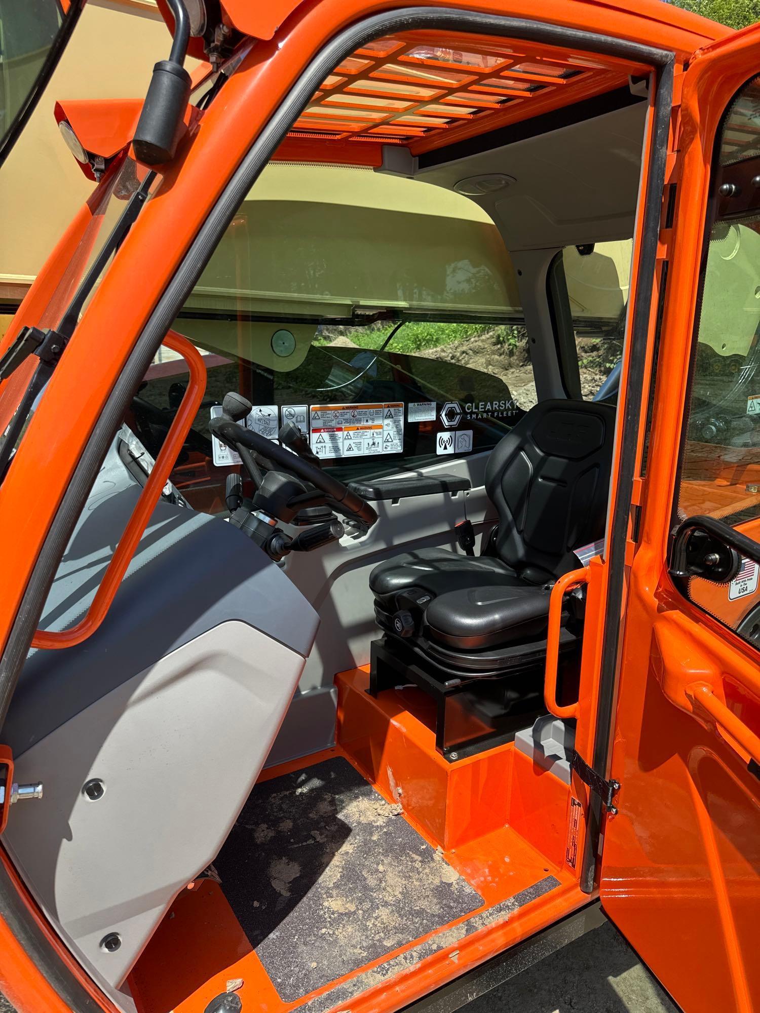 NEW UNUSED 2024 JLG 1255 TELESCOPIC FORKLIFT SN-131826 4x4, powered by Cummins diesel engine, 130hp,