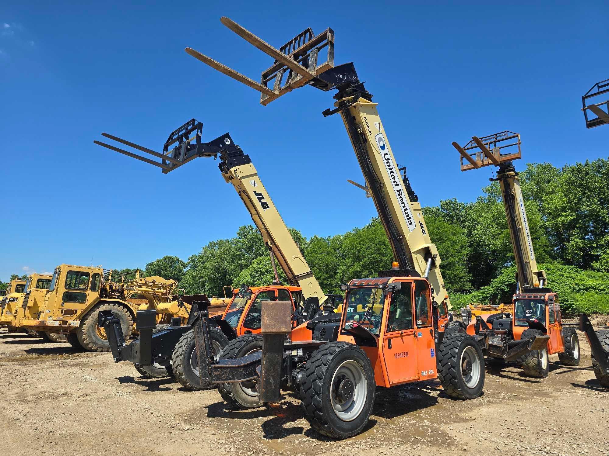 2014 JLG G12-55A TELESCOPIC FORKLIFT SN:160063738 4x4, powered by diesel engine, equipped with