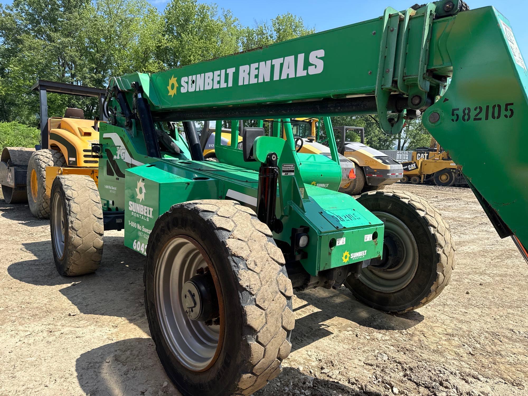 2015 SKYTRAK 6042 TELESCOPIC FORKLIFT 4x4, SN: 57640 powered by diesel engine, equipped with OROPS,