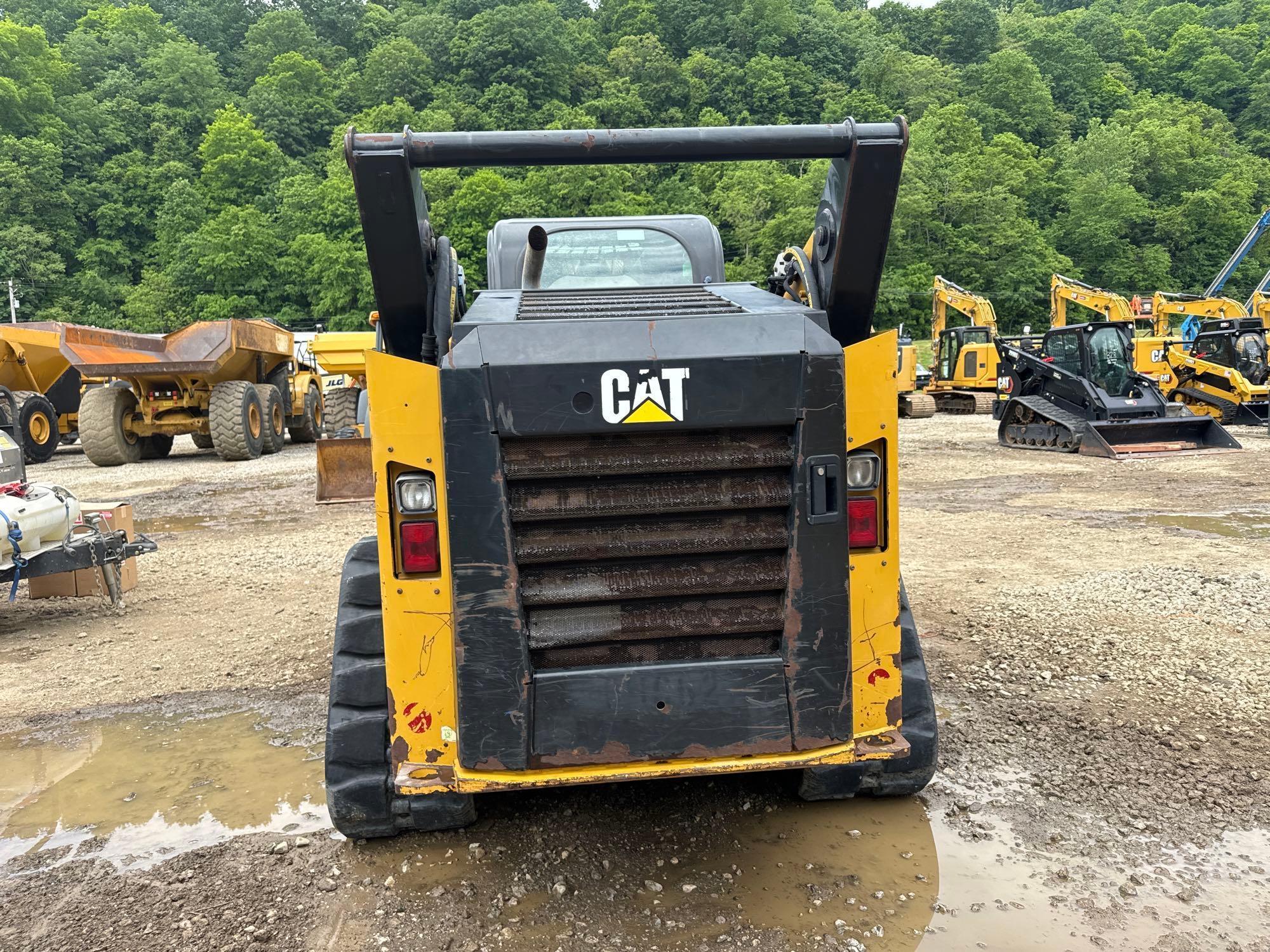 2017 CAT 299D2XPS RUBBER TRACKED SKID STEER SN:FD202536 powered by Cat diesel engine, equipped with