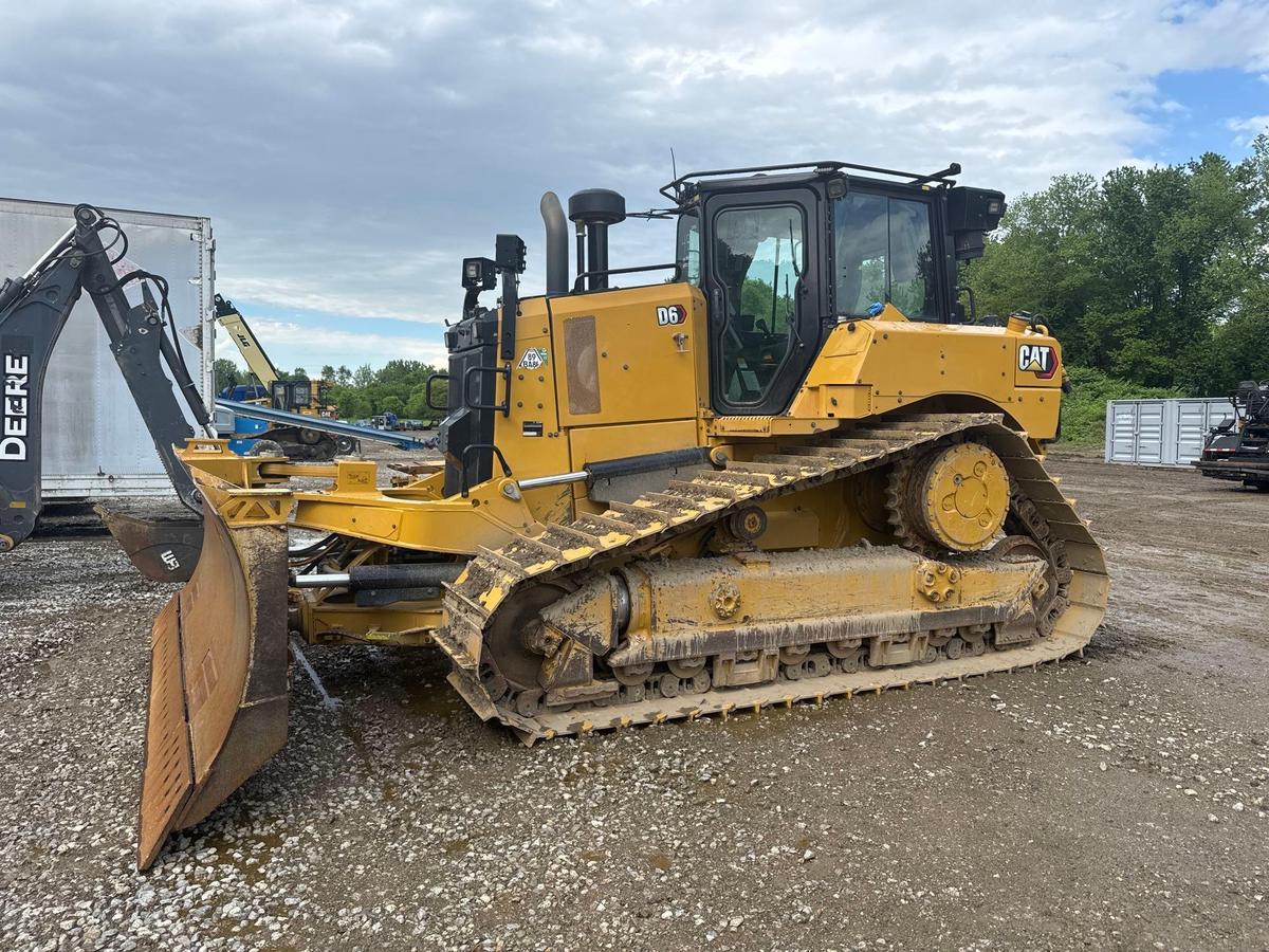 2021 CAT D6LGP CRAWLER TRACTOR SN:HR901003 powered by Cat diesel engine, equipped with EROPS, air,