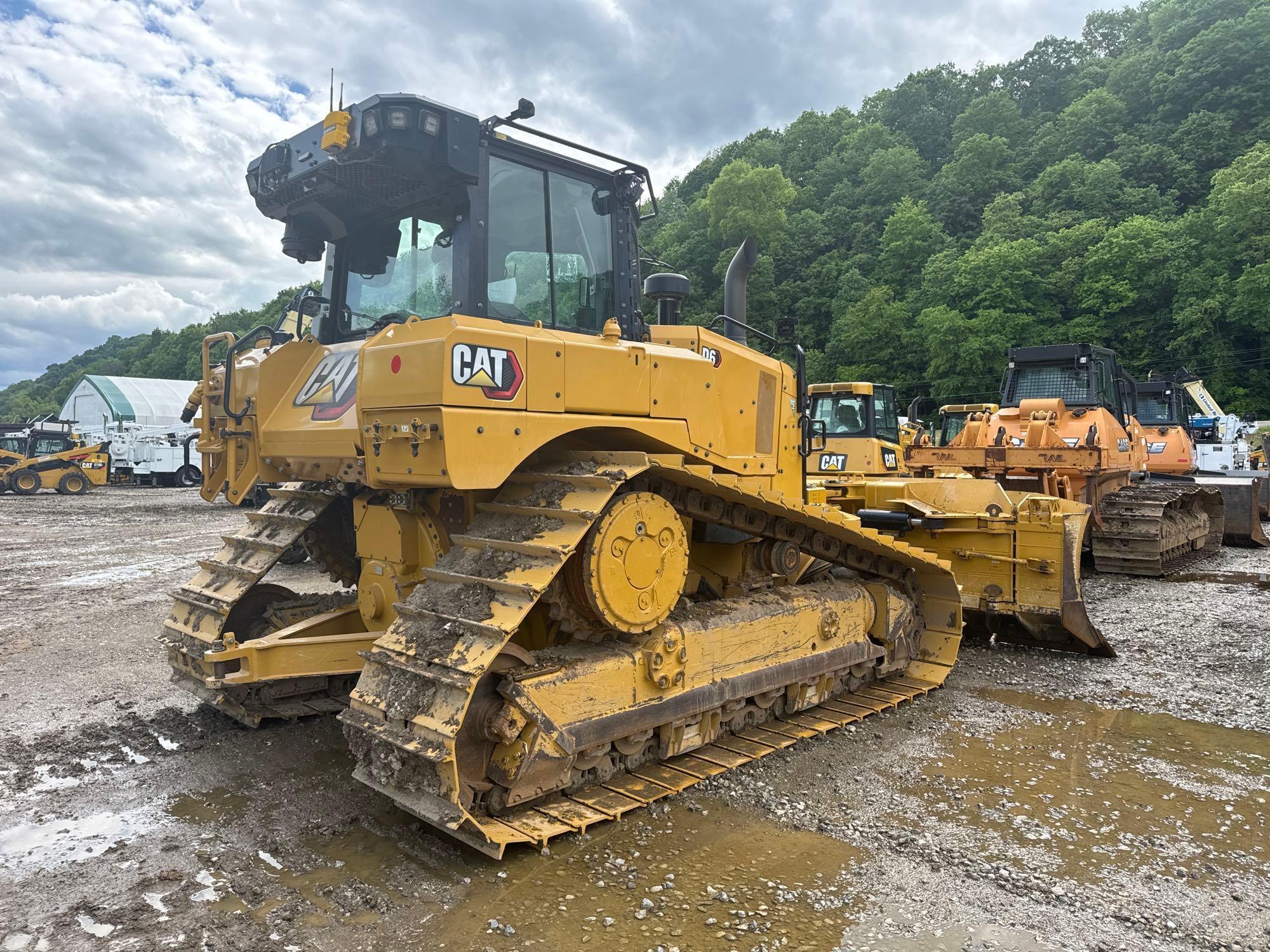 2021 CAT D6LGP CRAWLER TRACTOR SN:HR901003 powered by Cat diesel engine, equipped with EROPS, air,