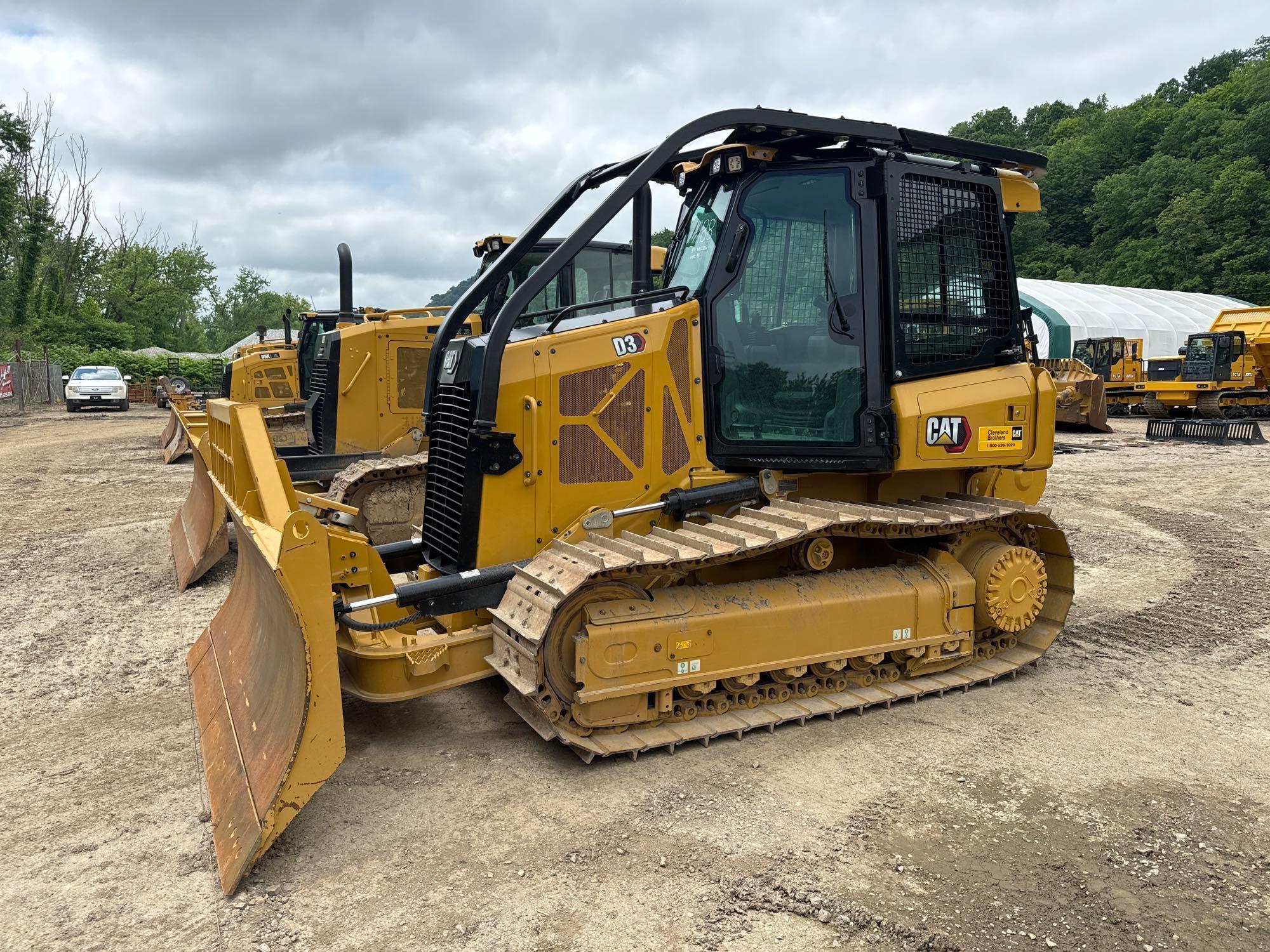 LIKE NEW CAT D3 CRAWLER TRACTOR SN-02126. powered by Cat diesel engine, equipped with EROPS, air,