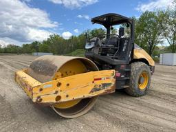 2014 VOLVO SD115 VIBRATORY ROLLER SN:235114 powered by Cummins diesel engine, equipped with OROPS,
