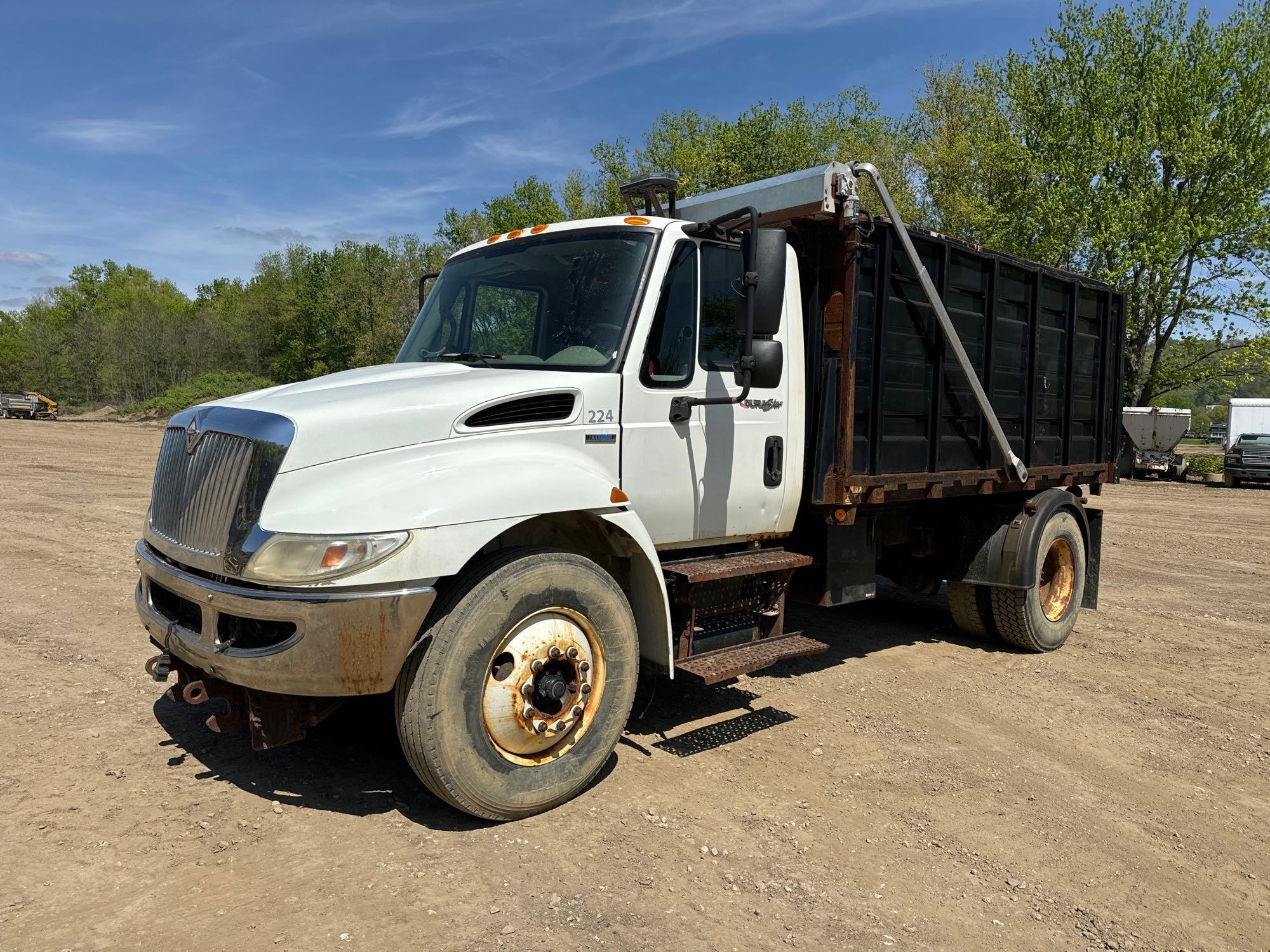 2008 INTERNATIONAL 4300 DUMP TRUCK VN:3HTMMAAL28N689873 powered by MaxxForce DT diesel engine,