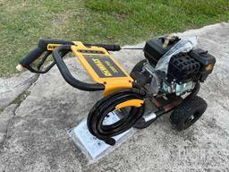 NEW DEWALT 61147 3300PSI PRESSURE WASHER powered by Dewalt 208cc gas engine, equipped with 2.4 GPM,