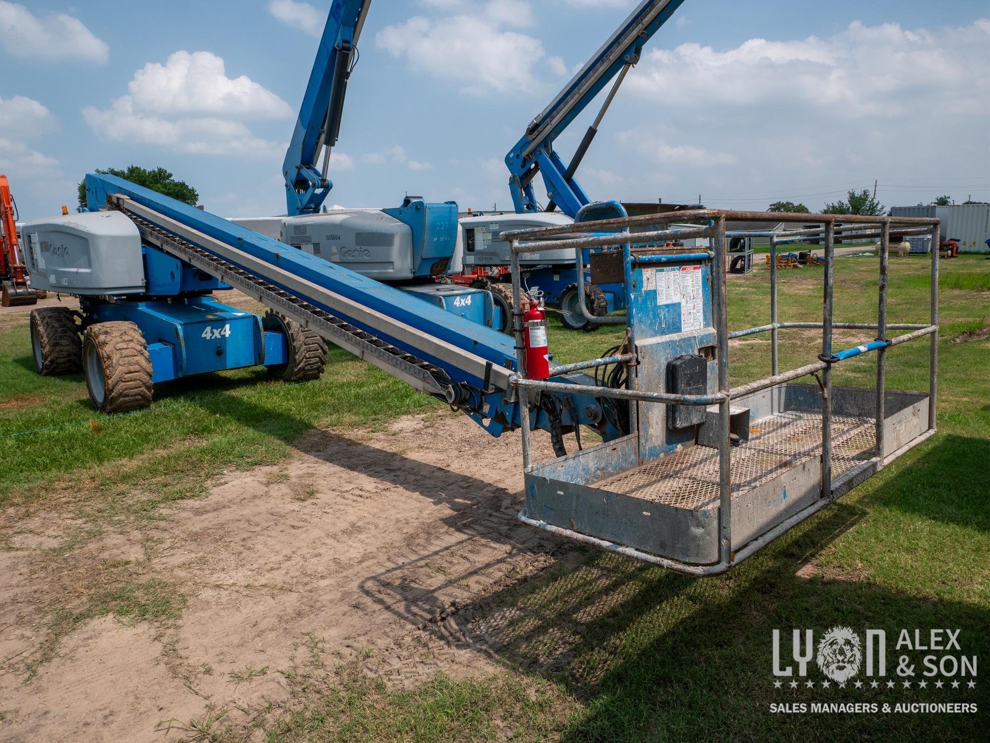 2014 GENIE S-80 BOOM LIFT SN:S80X14-10906 4x4, powered by diesel engine, equipped with 80ft.