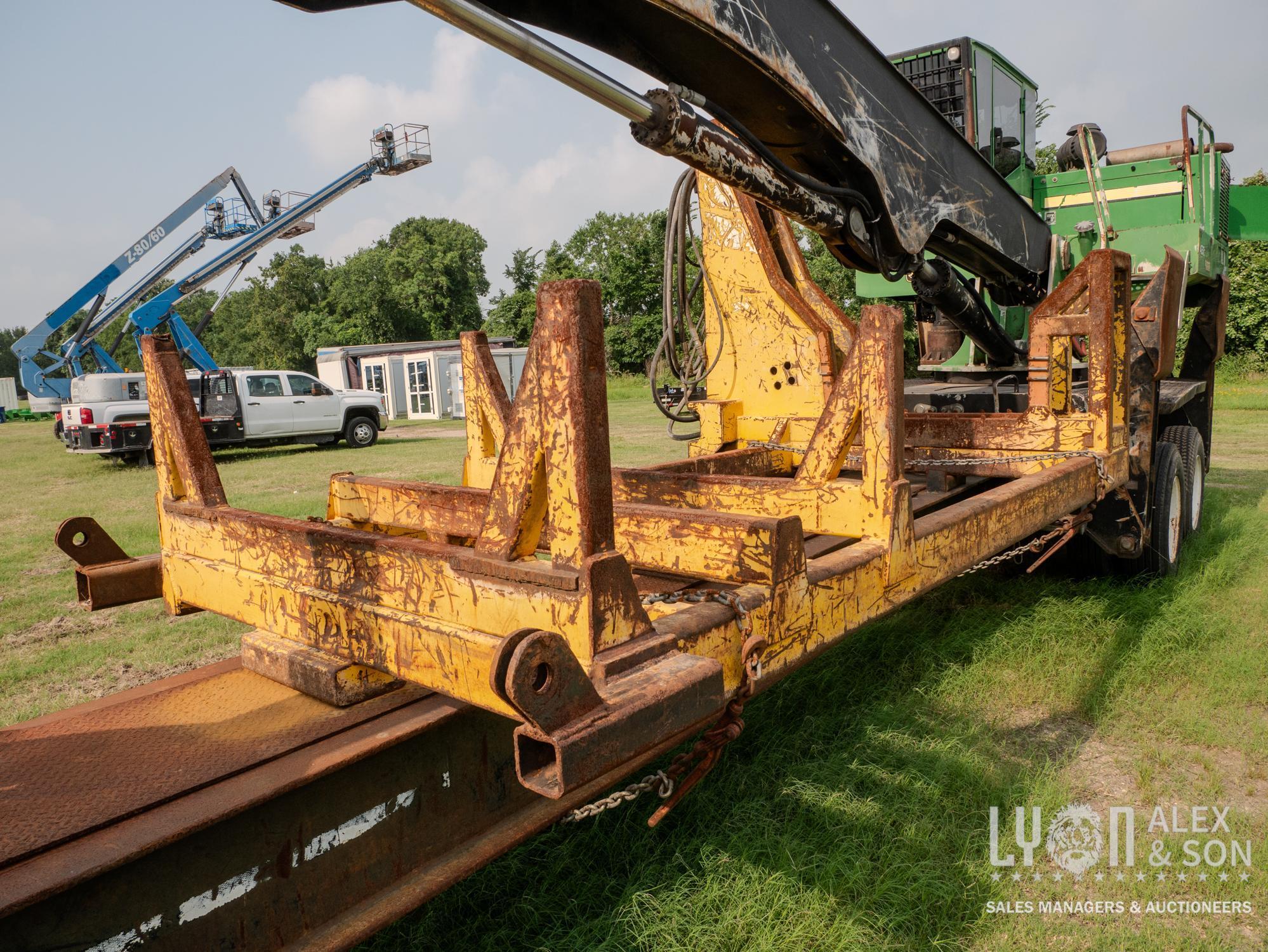 2009 JOHN DEERE 437C LOG LOADER SN:T0437CX173998 powered by John Deere diesel engine, equipped with