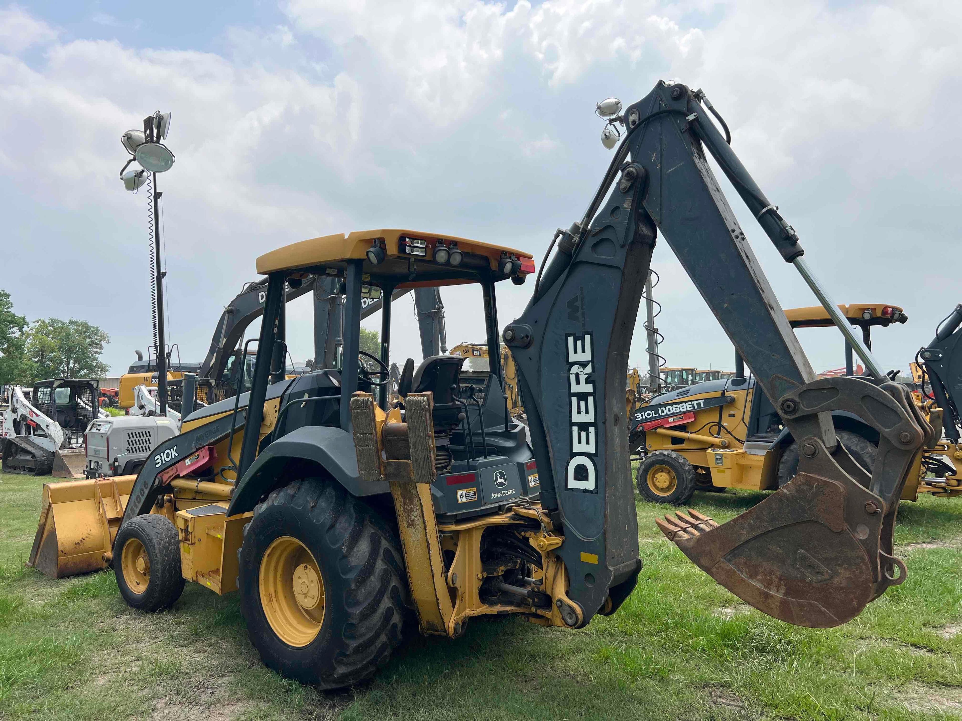 2014 JOHN DEERE 310K TRACTOR LOADER BACKHOE SN:228797 powered by John Deere diesel engine, equipped