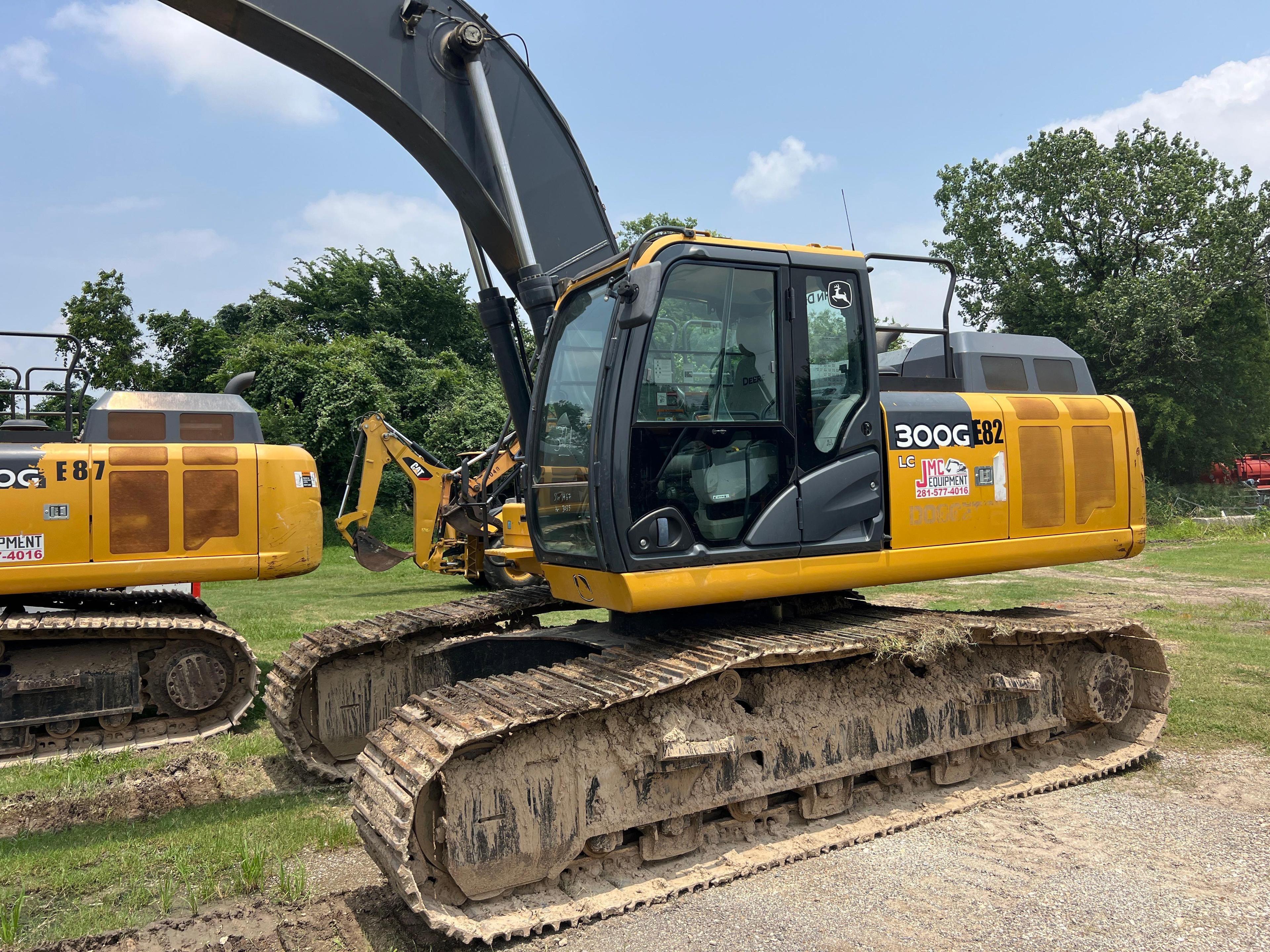 2020 JOHN DEERE 300G HYDRAULIC EXCAVATOR SN:1FF300GXHKF731467 powered by John Deere diesel engine,