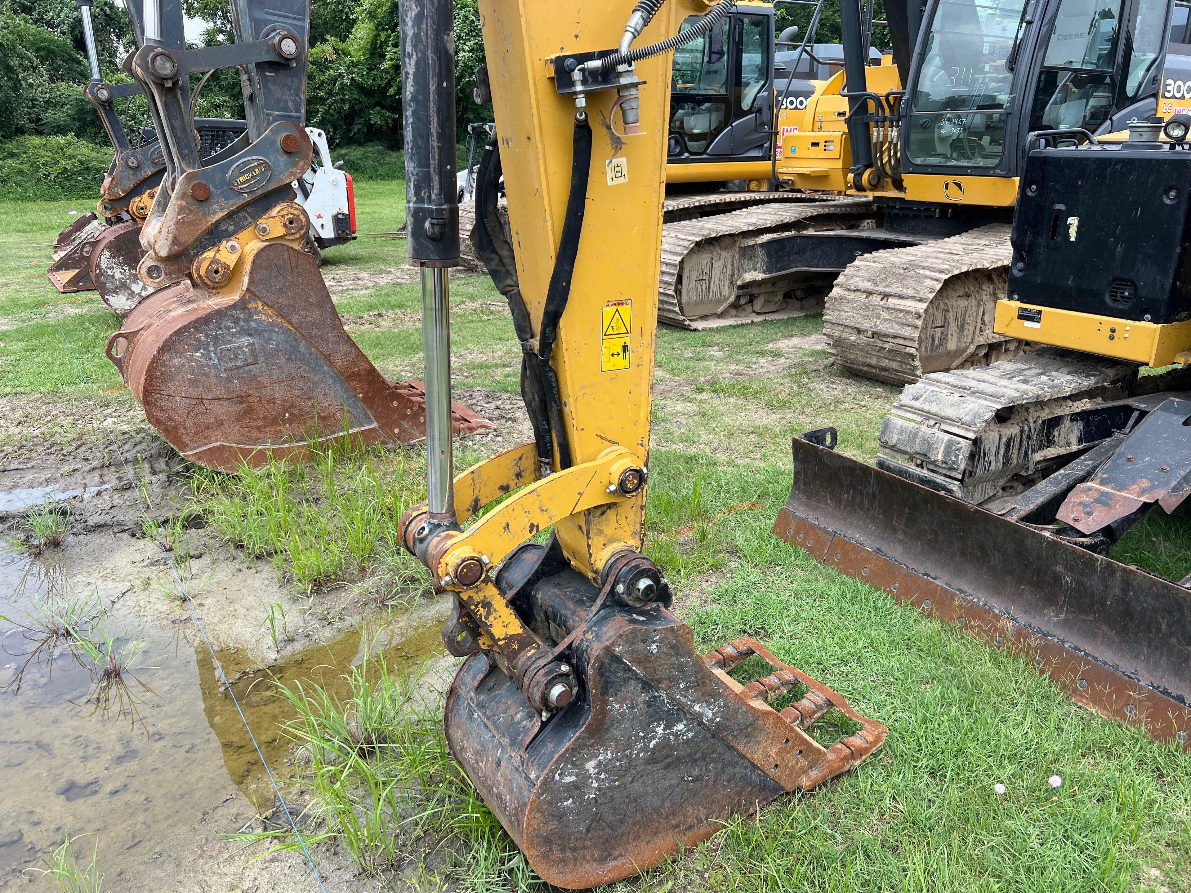 2019 CAT 307.5 HYDRAULIC EXCAVATOR SN:GW701163 powered by Cat diesel engine, equipped with Cab, air,