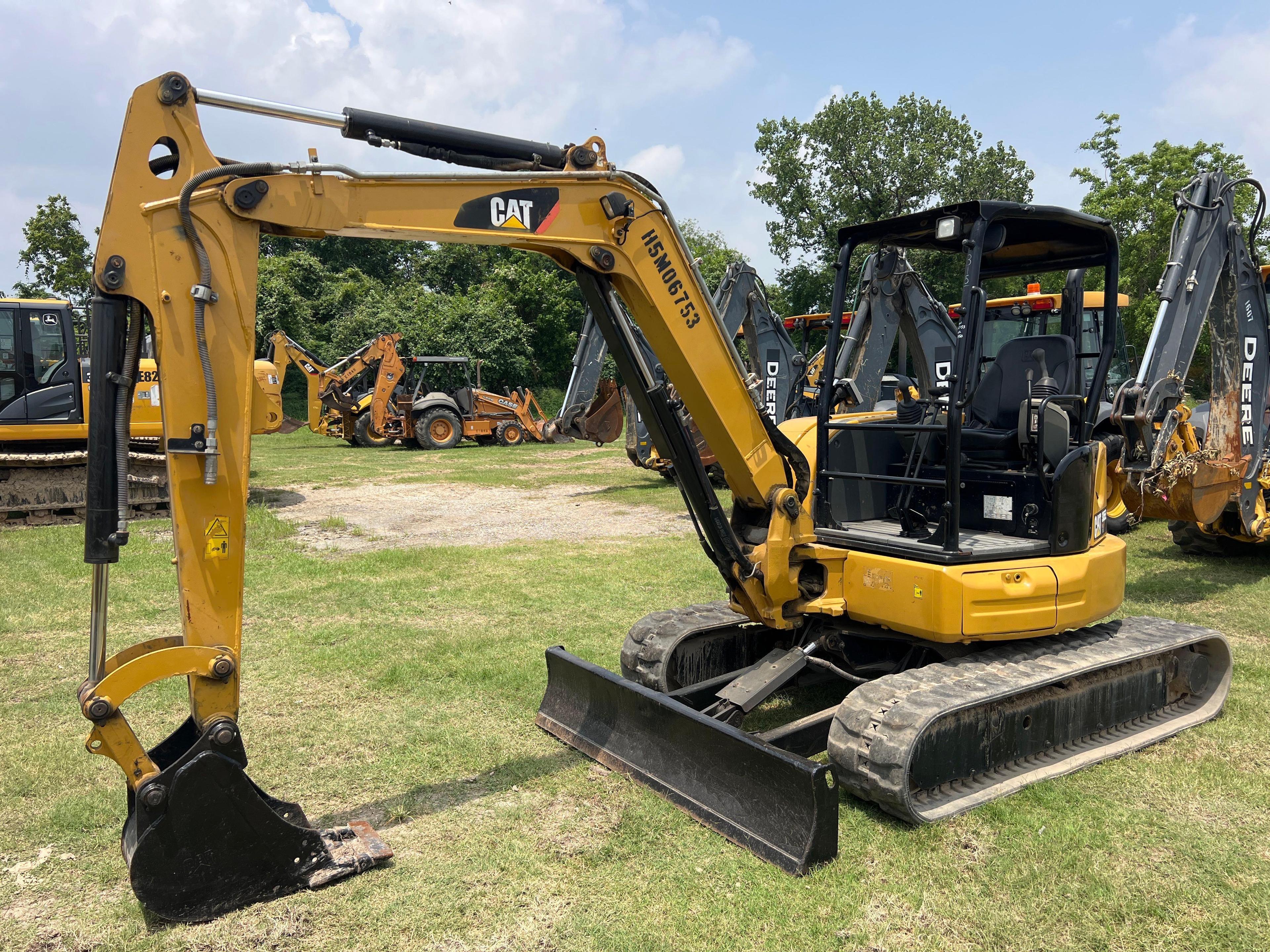 2018 CAT 305E2CR HYDRAULIC EXCAVATOR SN:H5M06753 powered by Cat diesel engine, equipped with OROPS,