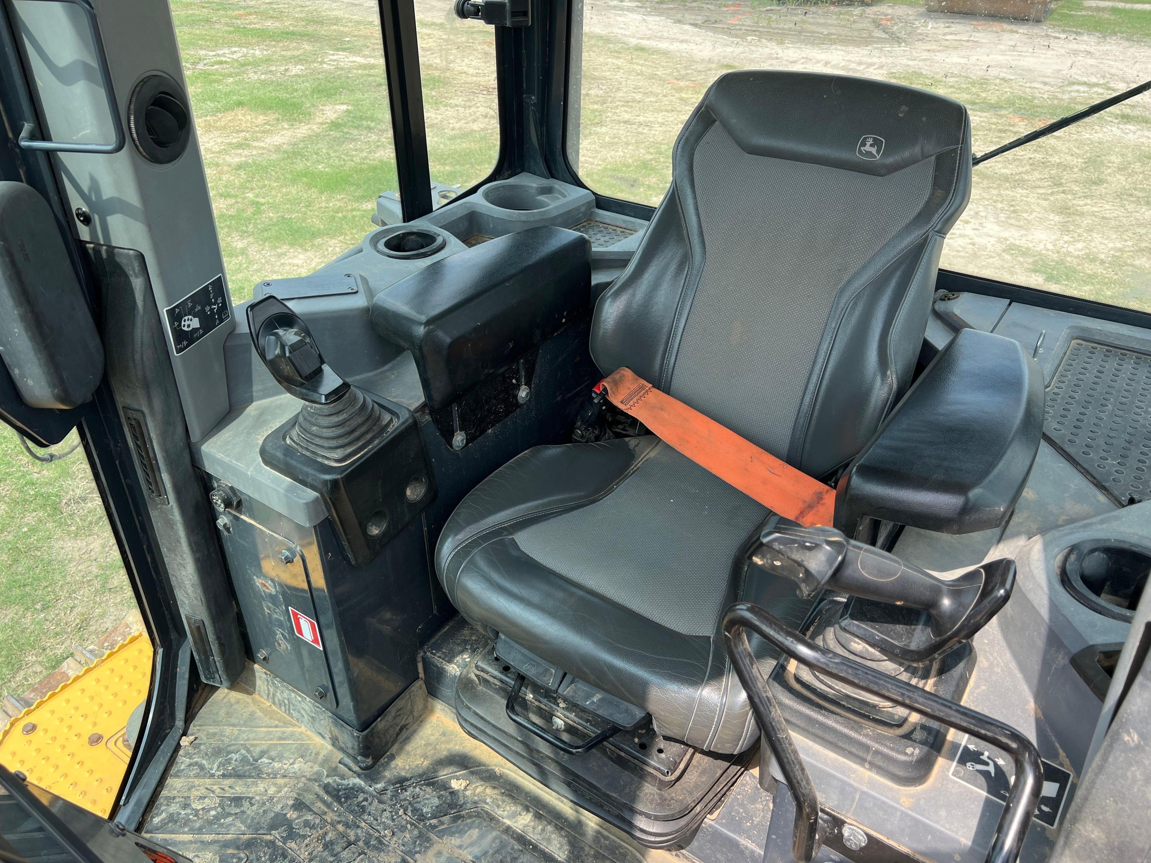 2020 JOHN DEERE 750LLGP CRAWLER TRACTOR SN:1T0750LXVLF386397 powered by John Deere diesel...engine,