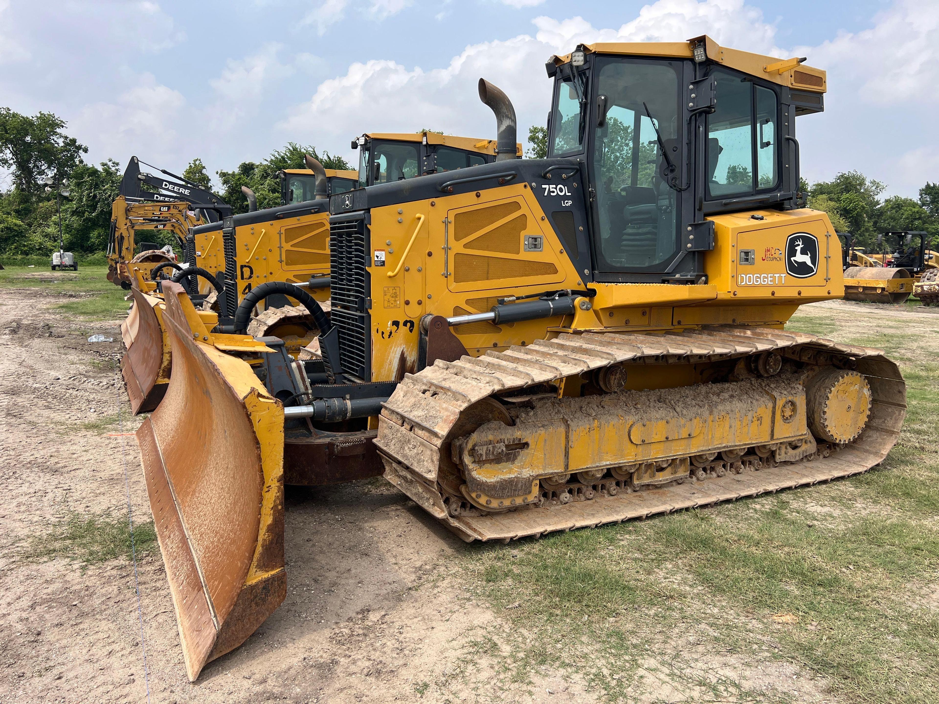 2020 JOHN DEERE 750LLGP CRAWLER TRACTOR SN:1T0750LXCLF386214 powered by John Deere diesel...engine,