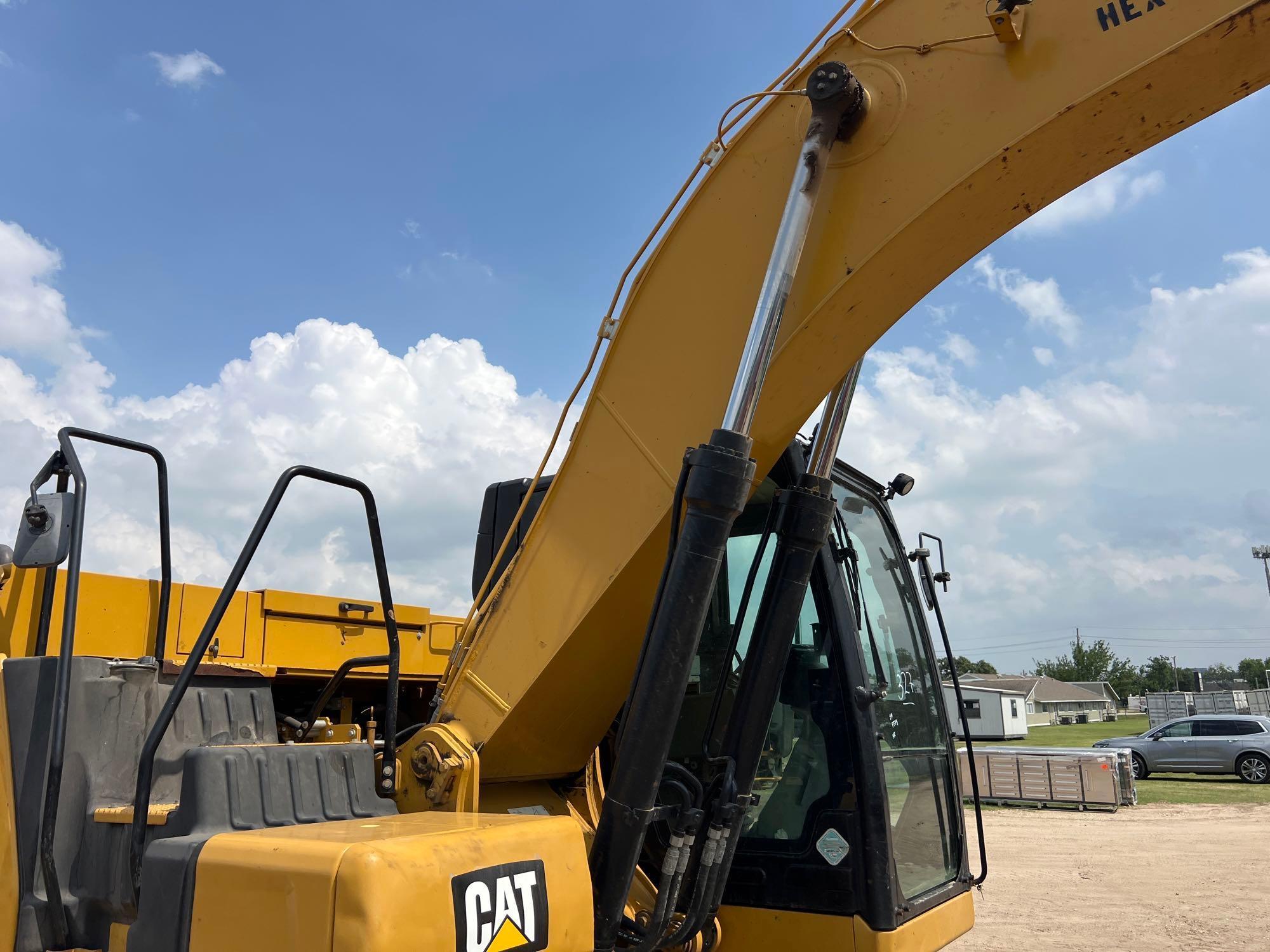 2018 CAT 320 HYDRAULIC EXCAVATOR SN:HEX01779 powered by Cat diesel engine, equipped with Cab, air,