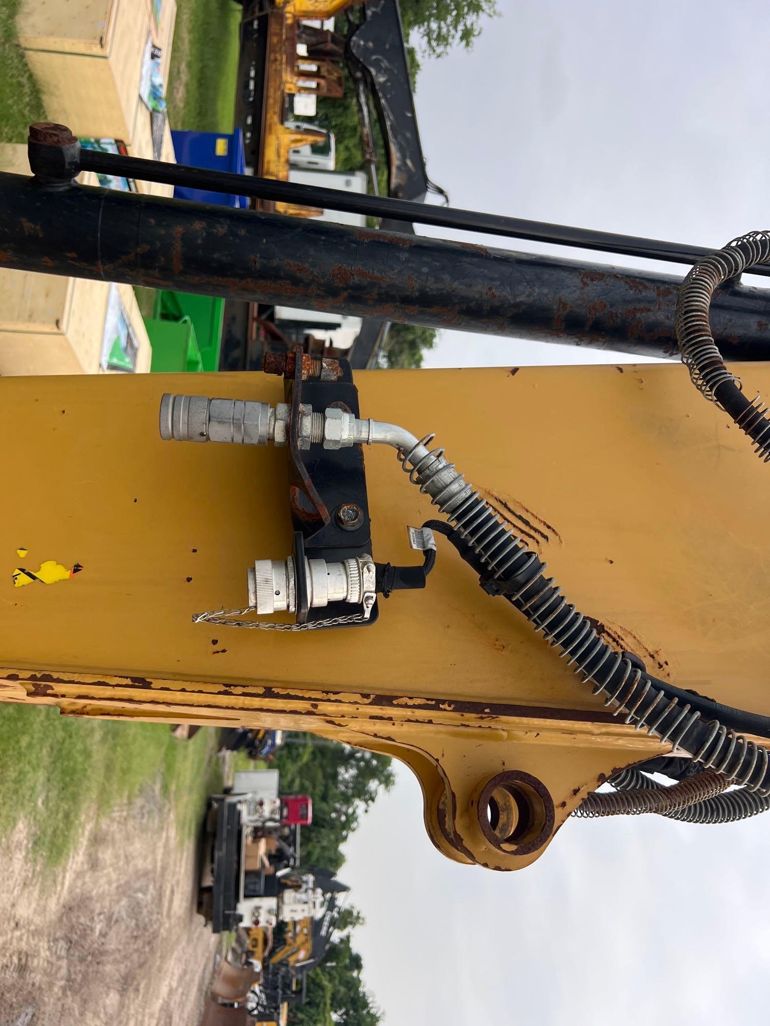 2016 CAT 308ECR HYDRAULIC EXCAVATOR SN:FJX06230 powered by Cat diesel engine, equipped with Cab,