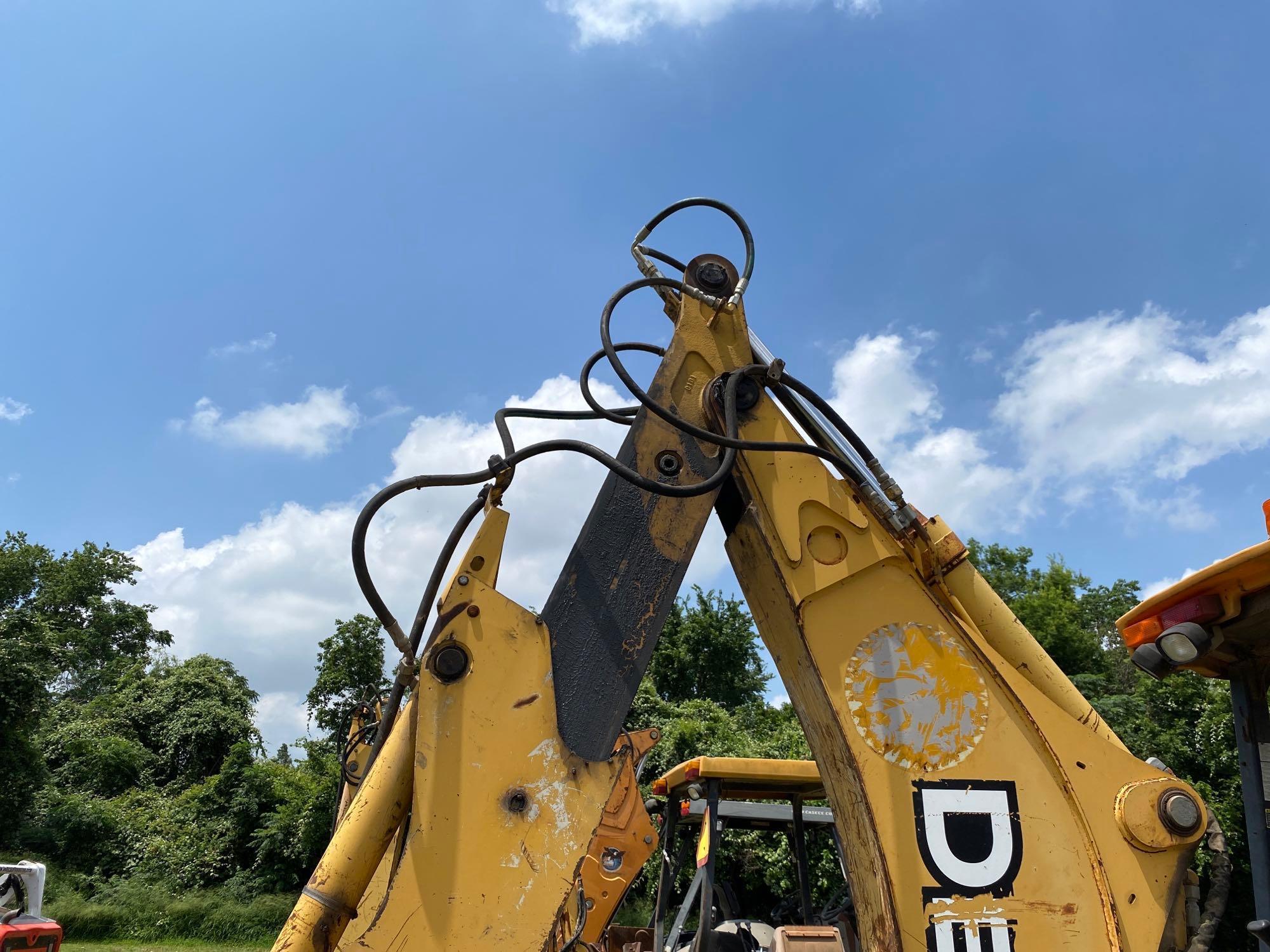 JOHN DEERE 310 SUPER G TRACTOR LOADER BACKHOE SN:951856 4x4, powered by John Deere diesel engine,