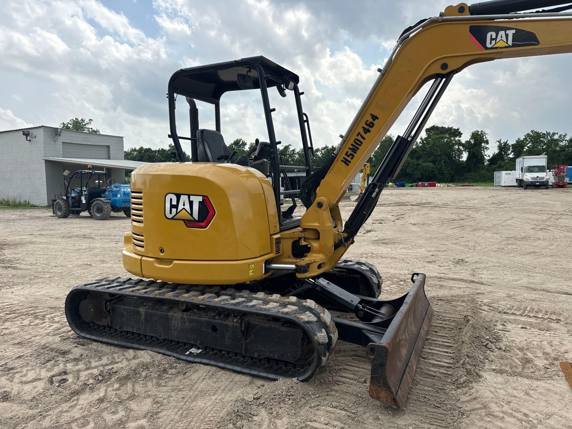2018 CAT 305E2CR HYDRAULIC EXCAVATOR SN:H5M07464 powered by Cat diesel engine, equipped with OROPS,