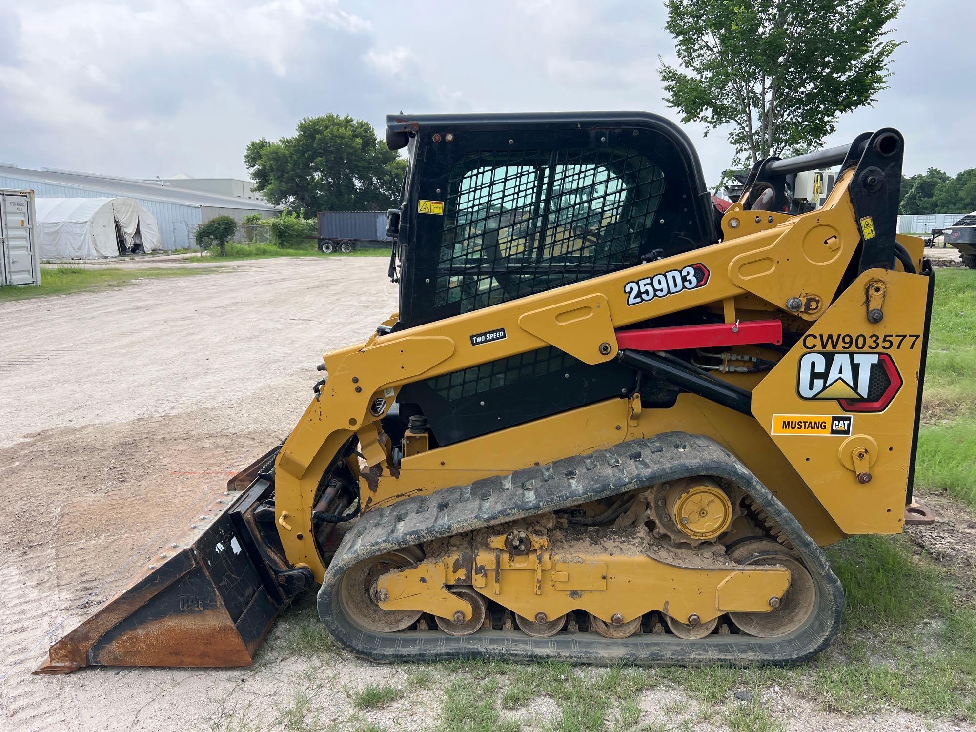 2019 CAT 259D3 RUBBER TRACKED SKID STEER SN:CW903577 powered by Cat diesel engine, equipped with