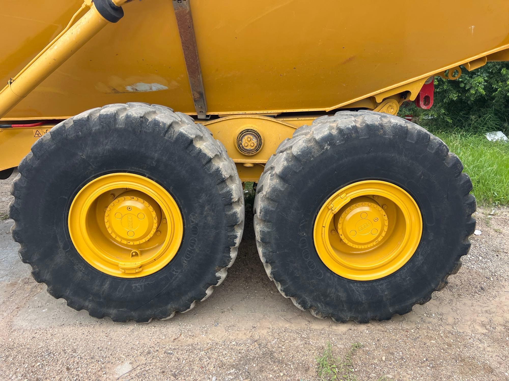 2017 BELL B30E ARTICULATED HAUL TRUCK SN:2007878 6x6, powered by diesel engine, equipped with Cab,