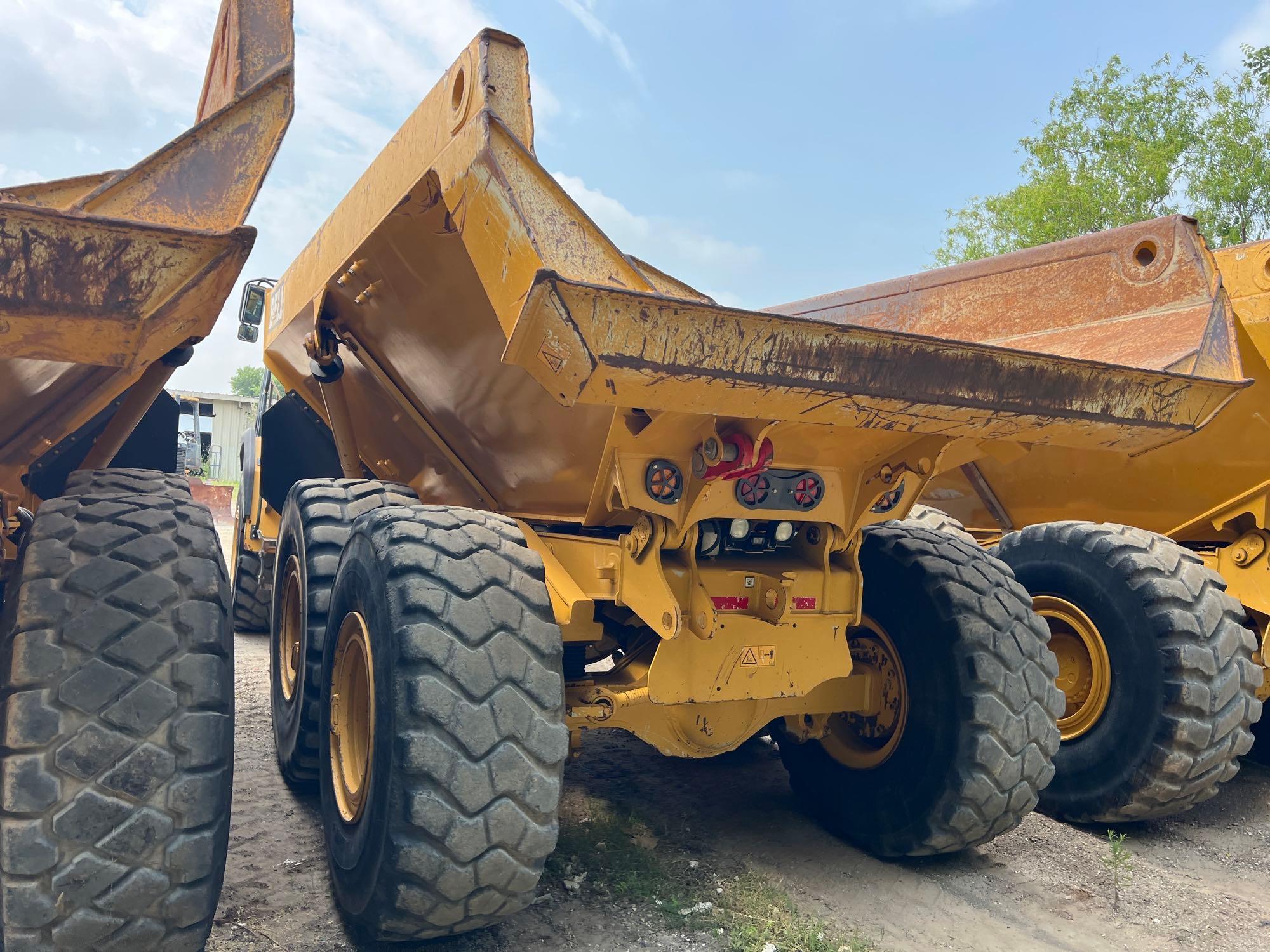 2017 BELL B30E ARTICULATED HAUL TRUCK SN:2007778 6x6, powered by diesel engine, equipped with Cab,