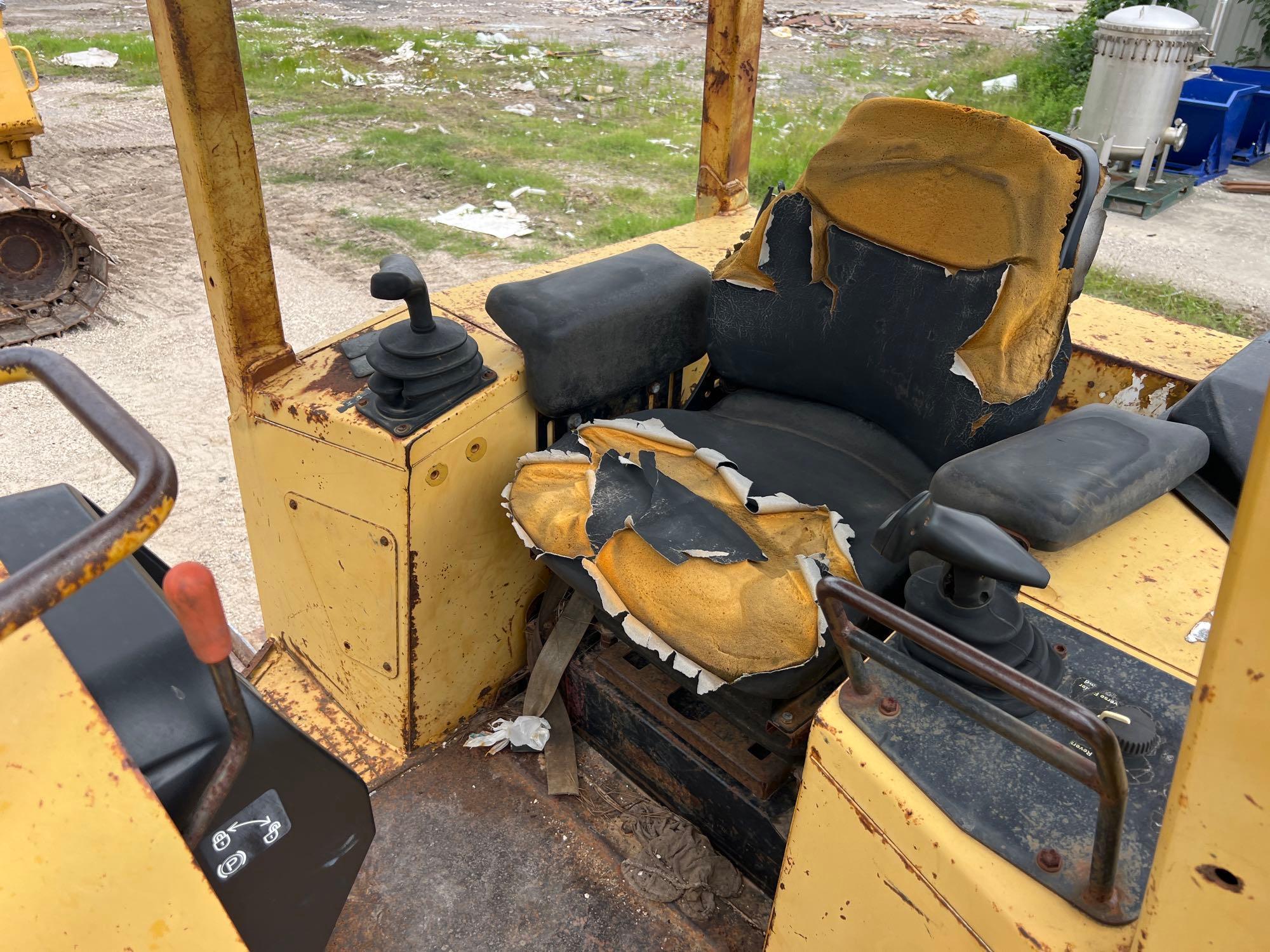 JOHN DEERE 700HLGP CRAWLER TRACTOR SN:X921360 powered by John Deere diesel engine, equipped with