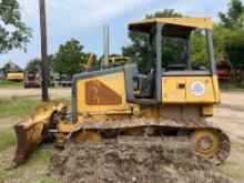 JOHN DEERE 550JLT CRAWLER TRACTOR SN:X110500 powered by John Deere diesel engine, equipped with