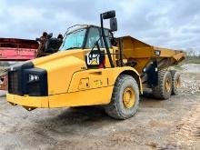 CAT 735B ARTICULATED HAUL TRUCK SN:KT4P00279 6x6, powered by Cat C15 Acert diesel engine, equipped