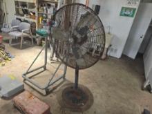 HAMPTON BAY PEDASTAL SHOP FAN SUPPORT EQUIPMENT