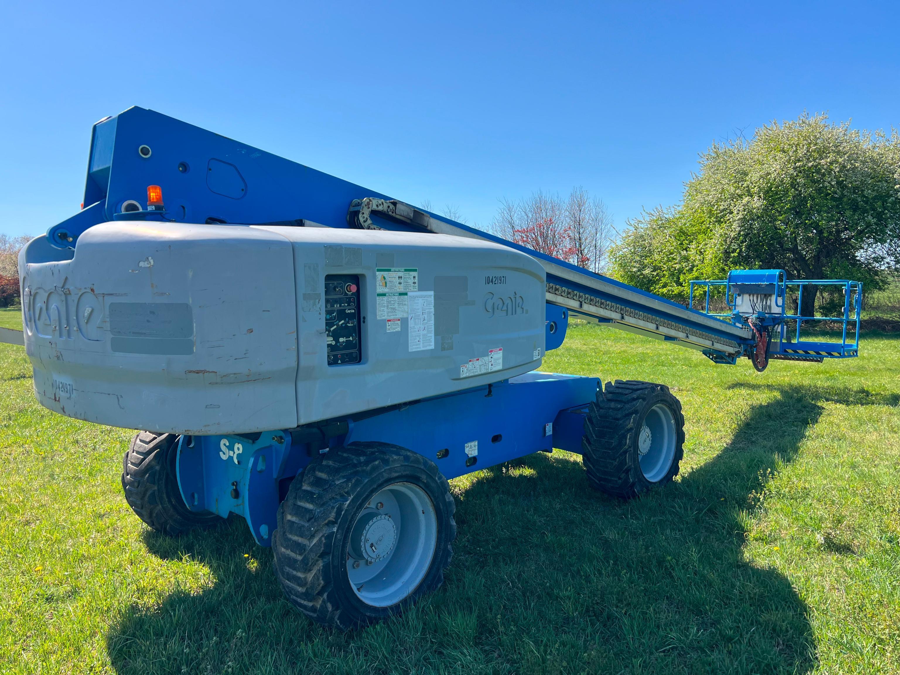 2015 GENIE S-80X BOOM LIFT SN:S80X15-13131 4x4, powered by diesel engine, equipped with 80ft.