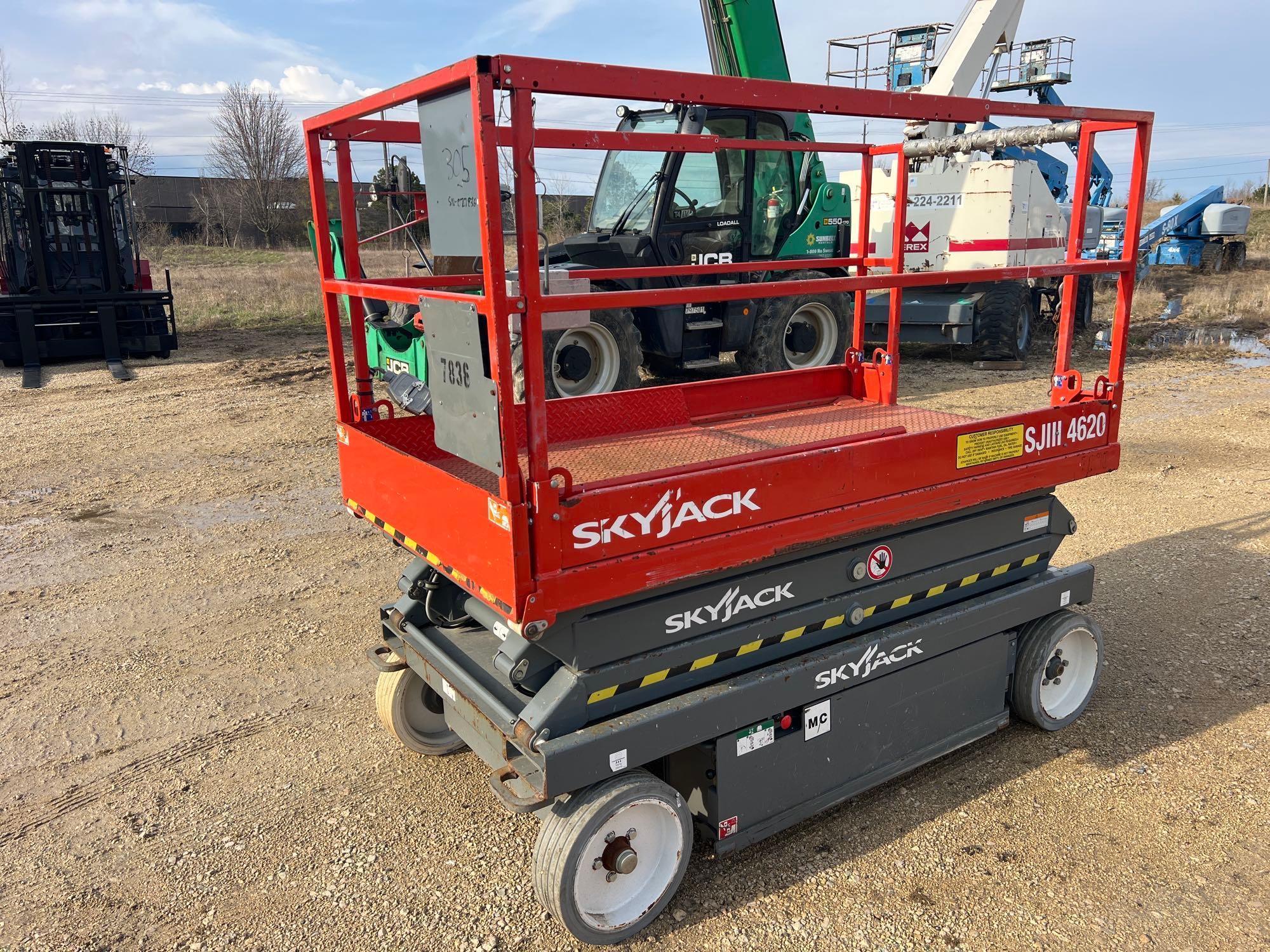 2016 SKYJACK SJIII 4620 SCISSOR LIFT SN:70027836 electric powered, equipped with 20ft. Platform