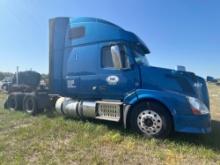 2015 VOLVO TRUCK TRACTOR VN:173544 powered by Volvo D13 diesel engine, 455hp, equipped with