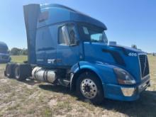2015 VOLVO TRUCK TRACTOR VN:173543 powered by Volvo D13 diesel engine, 455hp, equipped with