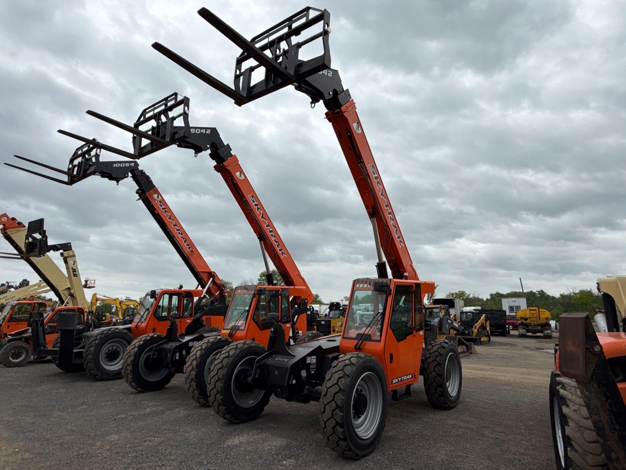 NEW UNUSED SKYTRAK 8042 TELESCOPIC FORKLIFT SN:160138224 4x4, powered by diesel engine, 74hp,