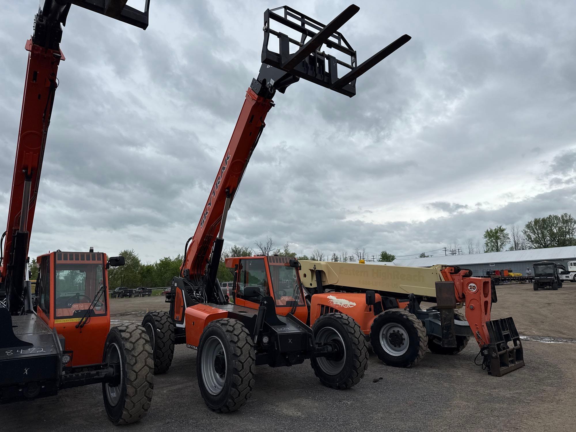 NEW UNUSED SKYTRAK 8042 TELESCOPIC FORKLIFT SN:160138224 4x4, powered by diesel engine, 74hp,