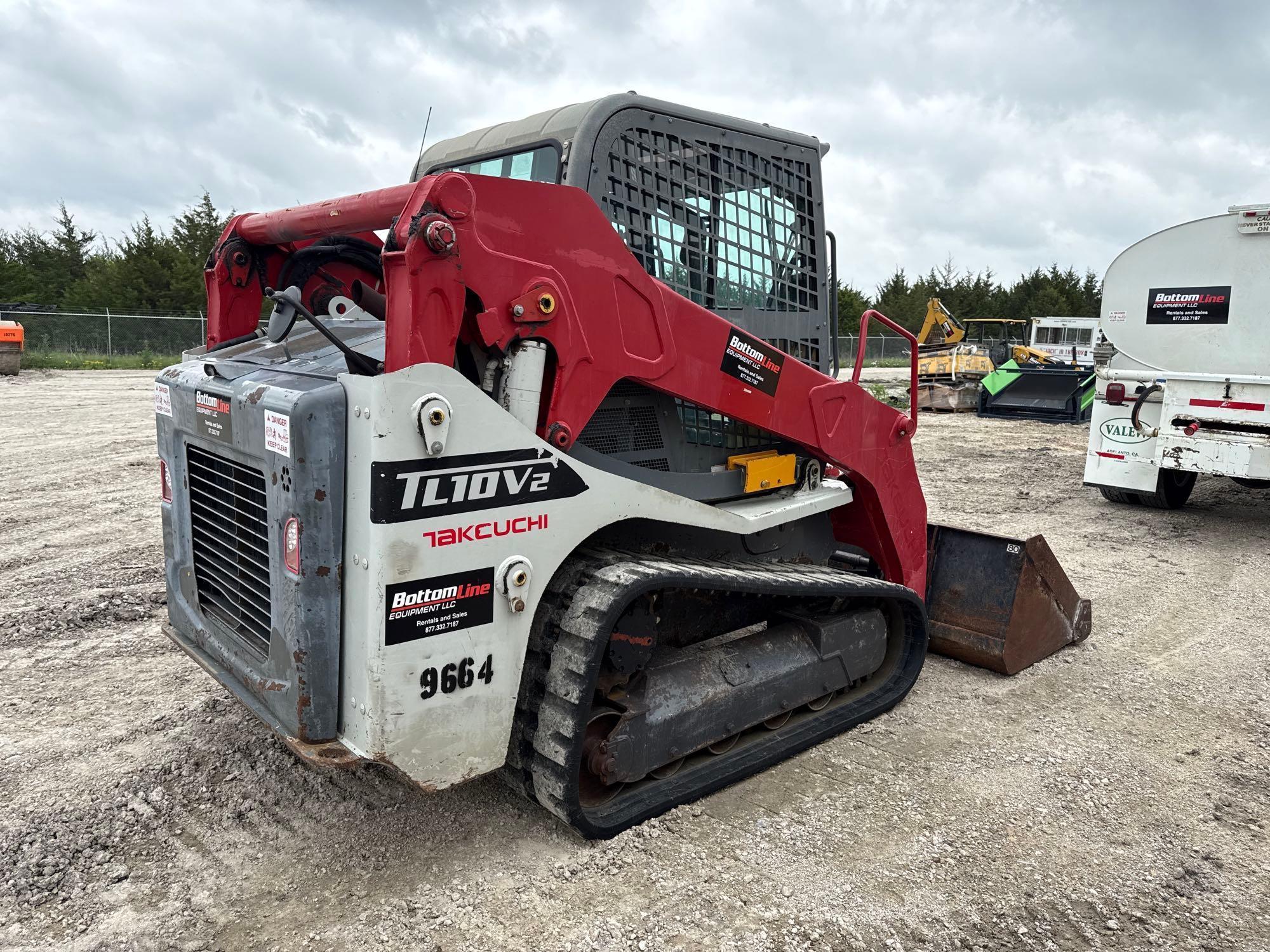2020TAKEUCHITL10V2-CR RUBBER TRACKED SKID STEER SN:410003568 powered by diesel engine, equipped