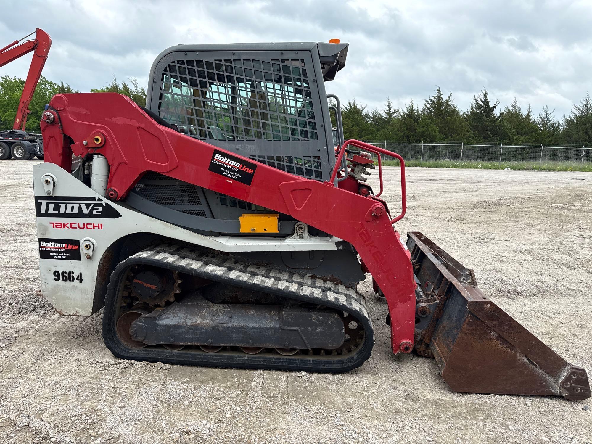 2020TAKEUCHITL10V2-CR RUBBER TRACKED SKID STEER SN:410003568 powered by diesel engine, equipped