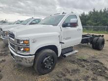NEW UNUSED 2023 CHEVY 5500 CAB & CHASSIS VN:258615 powered by V8 5.2L turbo diesel engine, equipped
