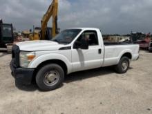 2015 FORD F350 PICKUP TRUCK VN:A04257 powered by gas engine, equipped with automatic transmission,
