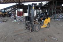 HYUNDAI 35DA-9 FORKLIFT SN:HHKHHN44UF0000482 powered by diesel engine, equipped with OROPS, 7,000lb
