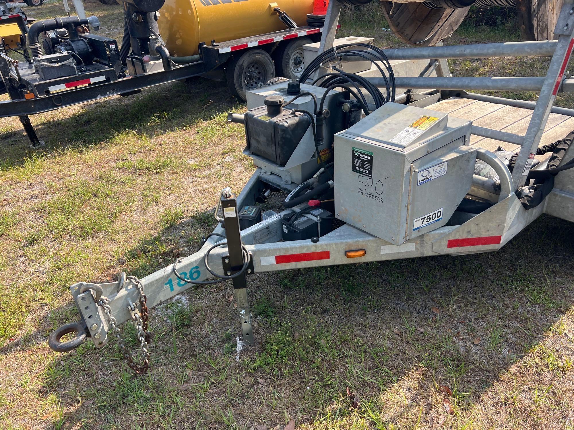 2021 LARSON WINDING TRAILER VN: 1L9LPUT29MH280533 equipped with Honda GX630 gas engine, hydraulic